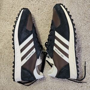 Adidas Men's Brown, Black & CreamTRX Vintage Retro Trainer Sneakers sz 12